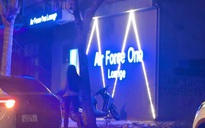 Công an đột kích quán bar Không lực Một lúc nửa đêm