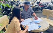 Lái xe khách chạy vào đường cấm ở TP HCM, tài xế bị người dân ghi hình gửi CSGT