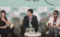 Hứa Quang Hán ngỡ ngàng trước sự chào đón của người hâm mộ tại TP HCM