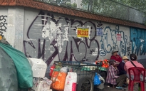 “Rác” quảng cáo len lỏi hẻm nhỏ TP HCM