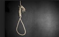 Cựu chủ tịch thị trấn ở Cà Mau tự tử tại nhà riêng