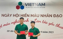 300 CB-NV hiến máu kỷ niệm 35 năm thành lập Hiệp hội Nhựa Việt Nam