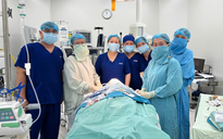 Hợp sức mổ khẩn cứu bé trai bị chó cắn nát mặt thương tâm