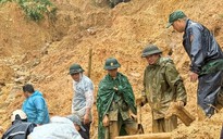 Sạt lở đất vùi lấp căn nhà, 4 người trong gia đình mất tích