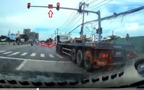 Clip ghi khoảnh khắc thót tim khiến tài xế có thể bị xử phạt hàng chục triệu đồng