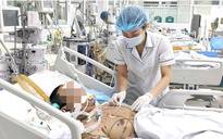 Mắc thủy đậu từ con, người cha 35 tuổi nguy kịch