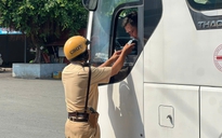 Từ nay đến Tết, CSGT TPHCM tăng cường xử lý tình trạng "xe dù, bến cóc"