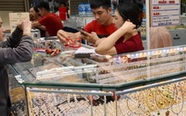 Giá vàng hôm nay 13-1: Bật tăng lên đỉnh cao mới