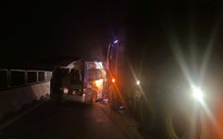 Tai nạn xe khách trên cao tốc, 4 người chết, 5 người bị thương