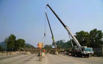 Tháo dỡ trạm thu phí BOT bỏ hoang 9 năm trên quốc lộ