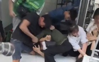 Xô xát giữa hai nhóm người cạnh trụ sở tạm thời của UBND tỉnh Khánh Hòa