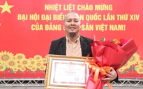 Hoạ sĩ Lê Hữu Hiếu chia sẻ vinh dự được nhận Bằng khen của TPHCM