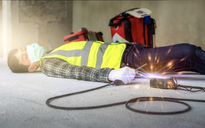 Điện giật từ máy may khiến nam thanh niên ngưng tim