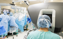 Phẫu thuật ung thư phổi bằng robot: Người bệnh 72 tuổi hồi phục chỉ sau vài ngày