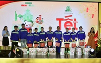 Tết yêu thương: Ấm lòng người thu gom rác thầm lặng