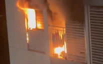 TPHCM: Cháy căn hộ chung cư, 3 mẹ con nguy kịch
