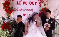 Xôn xao clip cô dâu, chú rể bị ném mắm tôm trong lễ cưới