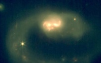 Bắt được "tín hiệu sự sống” từ thiên hà khác