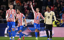 Hàng thủ sụp đổ, Barcelona thảm bại khó tin bán kết Cúp Nhà vua