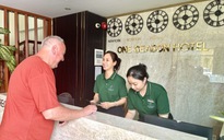 Những người làm việc xuyên Tết tại các "thủ phủ" du lịch