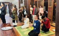 Những phong tục cổ truyền ngày mùng một Tết