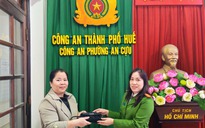 Hành động đẹp của người phụ nữ nhặt được túi xách tại AEON Mall Huế