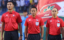 Vì sao trọng tài Malaysia bị HLV Ninh Bình chỉ trích nặng nề?