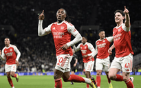 Arsenal thắng nghiền ép Tottenham, Eze rực sáng ở derby Bắc London