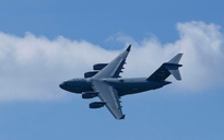 Mỹ dồn quân "sát vách" Iran, sơ tán nhân viên ngoại giao tại Lebanon