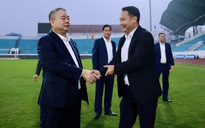 HLV Vũ Hồng Việt trở lại "ghế nóng" ở CLB Nam Định