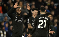Thắng nhọc Leeds United, Man City bám đuổi ngôi đầu Ngoại hạng Anh