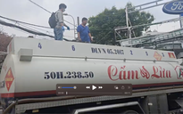 Hình ảnh Công an TPHCM niêm phong bên trong "tập đoàn" xăng giả