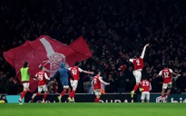 Chelsea bày “mưu lạ” hóa giải bóng chết của Arsenal