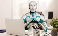 AI chưa cướp việc làm, thậm chí đang… thuê con người