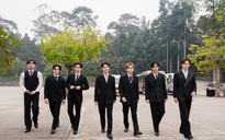 Fans vây kín nhóm UPRIZE trên xe bus