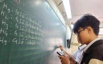 Góp ý Dự thảo Quy chế Tuyển sinh ĐH 2026: Nỗi lo giáo dục quay lại chương trình 2006