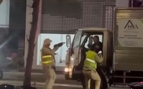 Bắt khẩn cấp tài xế không chấp hành kiểm tra nồng độ cồn, tông xe CSGT rồi bỏ chạy