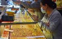 Giá vàng hôm nay 13-3: Vàng thế giới giảm sâu 112 USD