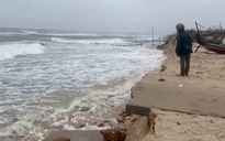 Khẩn trương ứng phó sạt lở bờ biển