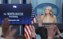 Mỹ bất ngờ phá lệ cũ, "cởi trói" dầu Venezuela