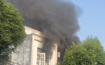 Cháy nhà 2 tầng ở TPHCM