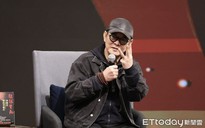 Lý Liên Kiệt: "Sao không nói tôi có tim Huawei, gan Xiaomi, thận Tesla"