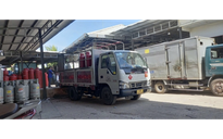 Găm hàng gas, xăng dầu, chủ cửa hàng bị xử lý ra sao?