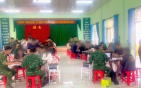 Công an TPHCM tiếp nhận 8 công dân bị Campuchia trục xuất