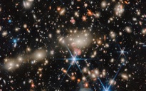 Ba vật thể hơn 12 tỉ năm tuổi hiện hình giữa trời