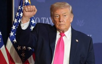 Iran thông báo "mở cửa hoàn toàn" eo biển Hormuz, ông Donald Trump "cảm ơn"