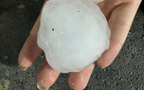 Mưa đá, dông lốc xuất hiện ở một số xã, phường trung tâm tỉnh Thanh Hóa