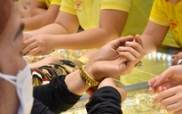 Giá vàng hôm nay, 21-4: Lại tăng vọt