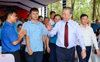 Công nhân mong có thêm chính sách hỗ trợ nhà ở, y tế, đào tạo nghề