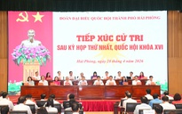 Thủ tướng Lê Minh Hưng tiếp xúc cử tri, tặng quà công nhân lao động Hải Phòng